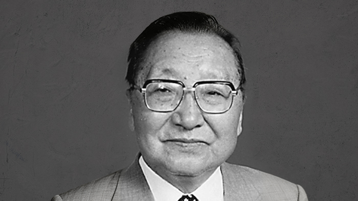陈雷
